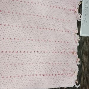 Pink Knitted Blanket with Rose Accents